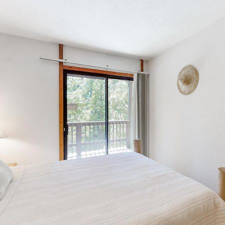 Sierra Swiss Chalet Shaver Lake Bagian luar foto