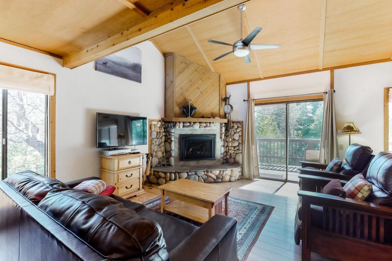 Sierra Swiss Chalet Shaver Lake Bagian luar foto