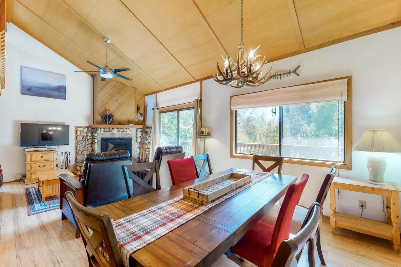 Sierra Swiss Chalet Shaver Lake Bagian luar foto