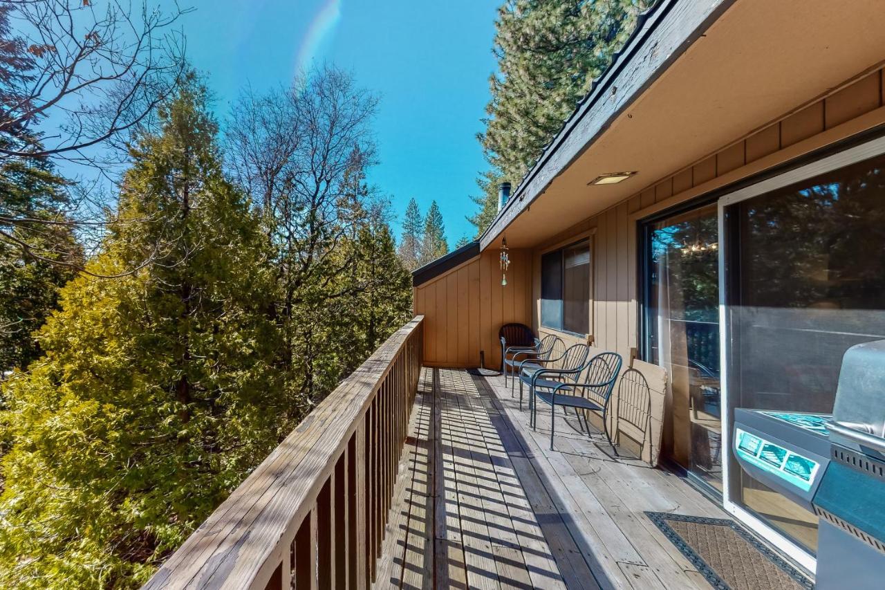 Sierra Swiss Chalet Shaver Lake Bagian luar foto